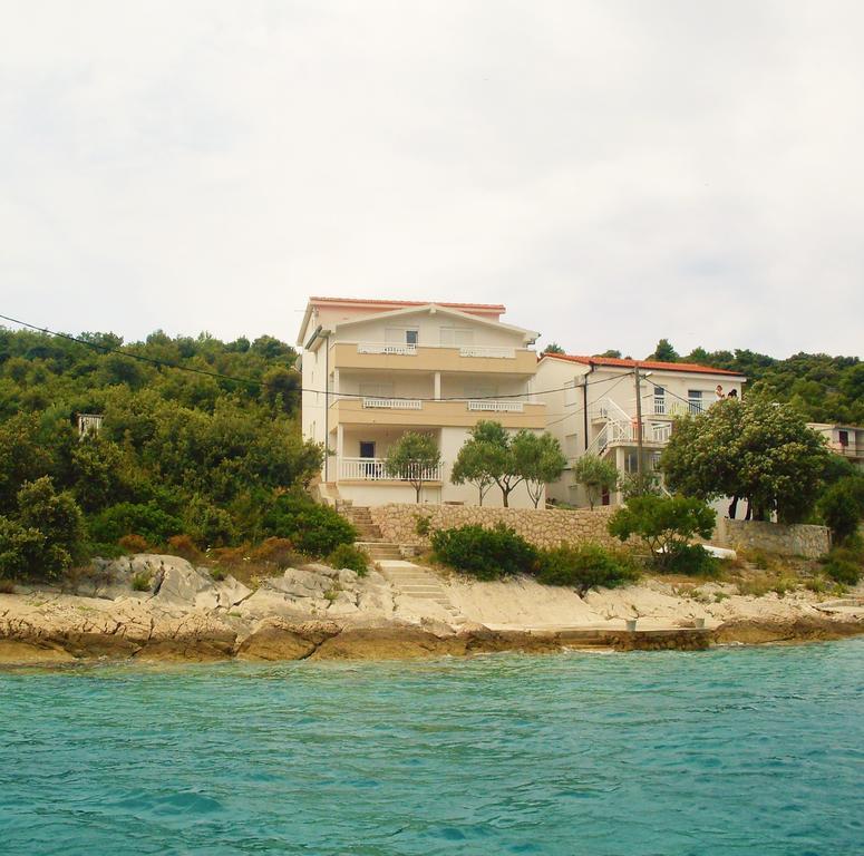 Apartments Loncar Drvenik Veli Exterior foto